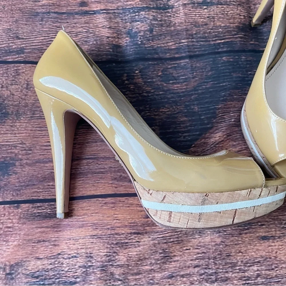 Prada Vernice Cork Sabbia Heels - Picture 8 of 10